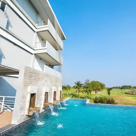 Uniland Golf & Resort Nakhon Pathom Eksteriør bilde