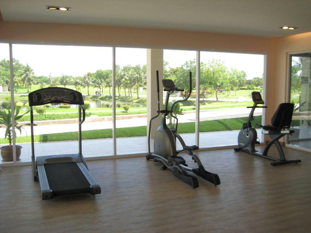 Uniland Golf & Resort Nakhon Pathom Eksteriør bilde
